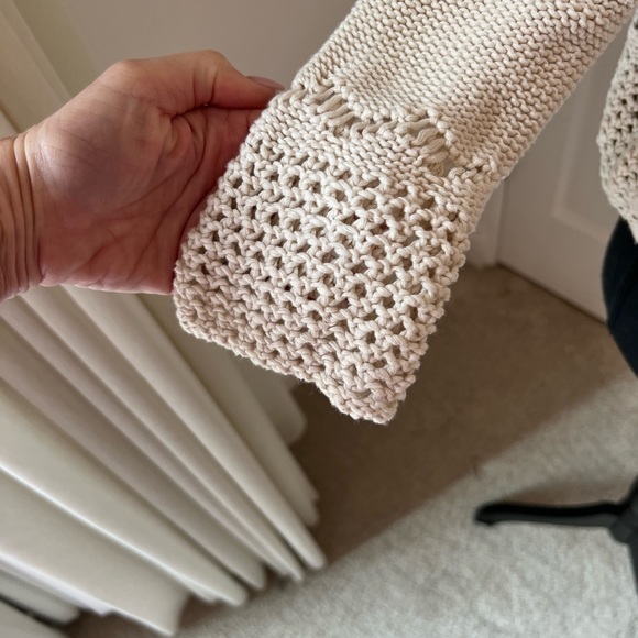 ELLA MOSS 3/4LENGTH BELL SLEEVE SWEATER SZ-S IVORY COLOR GREAT CONDITION 😍 - Picture 3 of 6